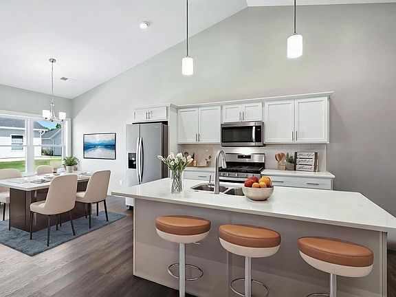 5th image of 141 Beacon Harbor Cir #141