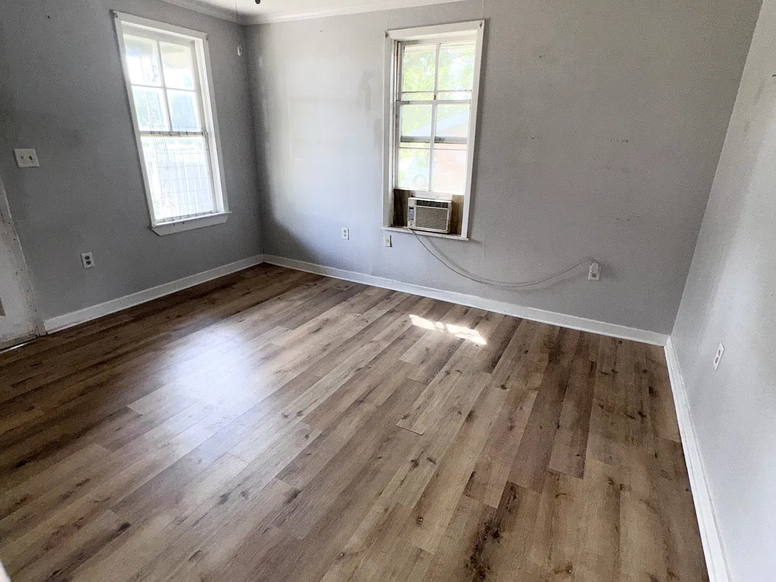 331 East Cayuga Street - 1 — Photo 2
