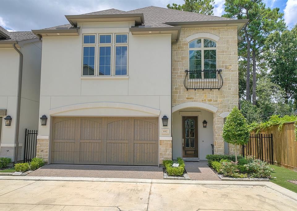 1st image of 802 Remington Glade Dr