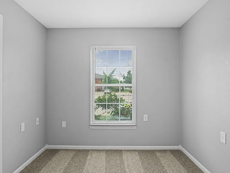 Callaway Villa Apartments — Photo 30