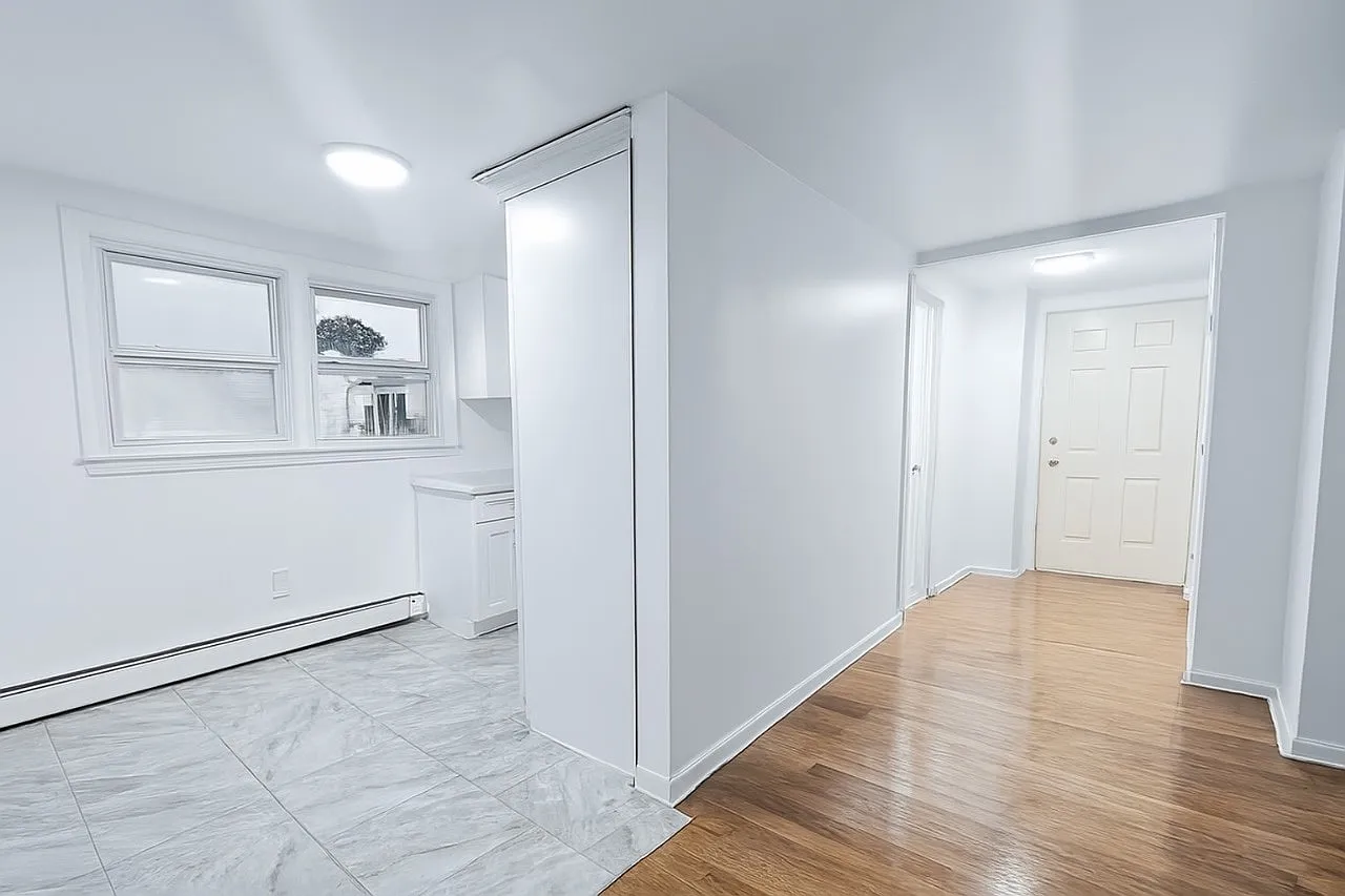 3 bed, 1200 sqft, $3,000 — Photo 3