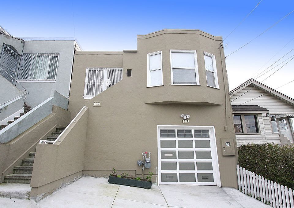 1st image of 674 Evergreen Ave