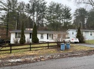 113 Pine Cove Dr, Beckley, WV 25801