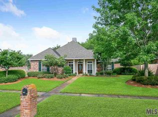 10368 Rustic Oak Dr, Baton Rouge, LA 70810