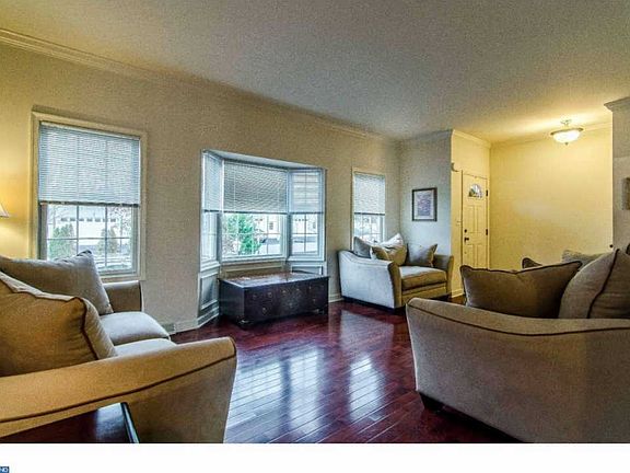 3rd image of 612 Bowers Dr