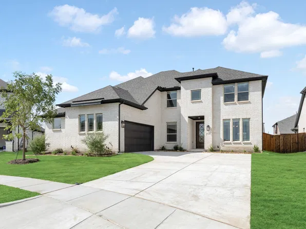 2105 Midnight Ln, Aubrey, TX 76227
