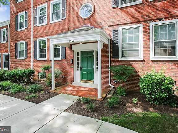 2nd image of 2960 S Columbus St #3255