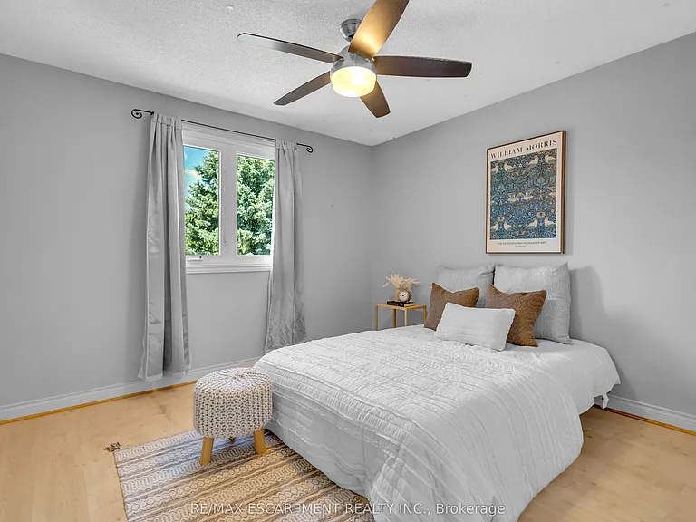 489 Acadia Dr — Photo 27
