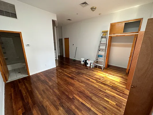 Rented by J Misrahi Realty Corp | media 10