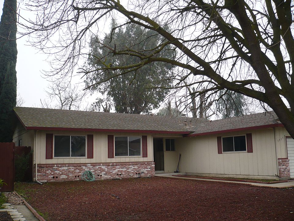 1st image of 3935 Chatsworth Cir