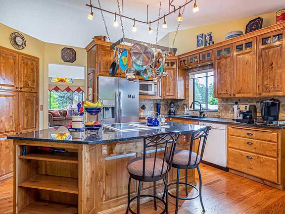 5th image of 5215 N Mulvaney Ct