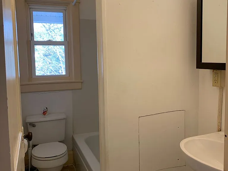 206 Lincoln Way E — Photo 23