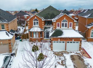 39 Jordana Dr, Markham, ON L3S 3N8