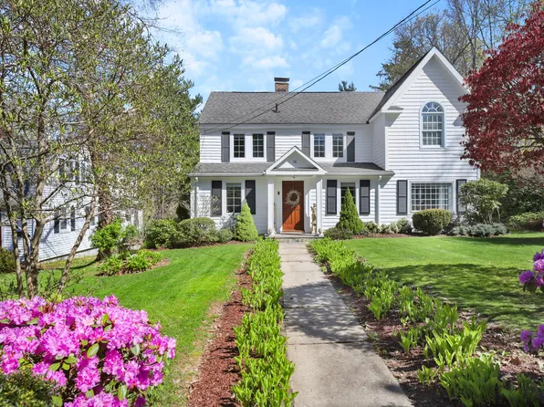 78 Hoyts Hill, Bethel, CT 06801