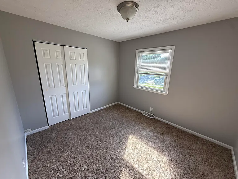 3612 River Park Dr — Photo 6