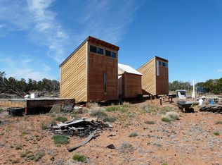 1956 Hutch Rd, Winslow, AZ 86047