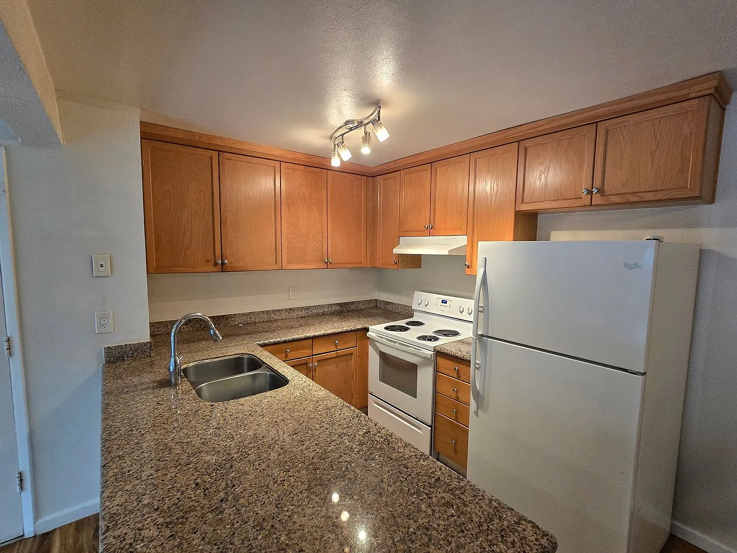 2-Bedroom Condo in Waterford HOA Community in Vallejo, CA — Photo 3