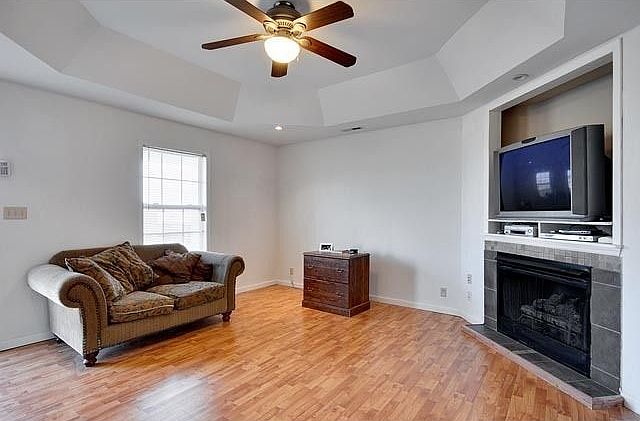 2nd image of 133 Belview Dr