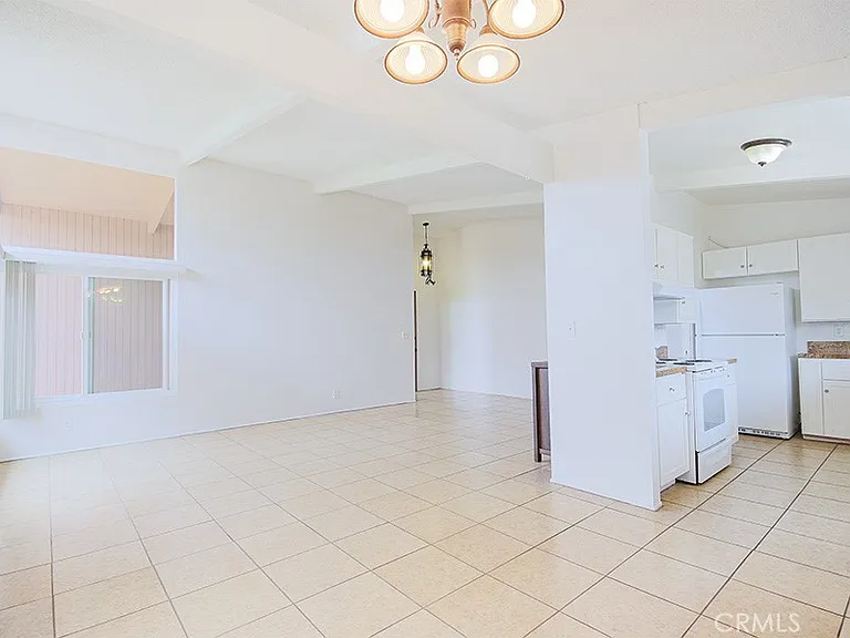 5542 Fernhill Cir #C — Photo 1
