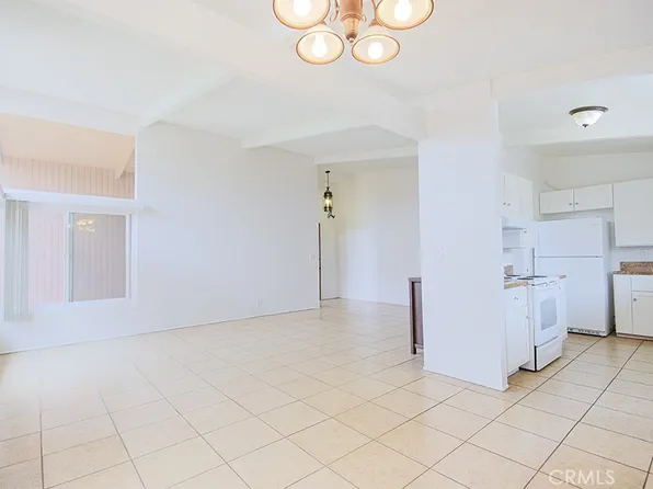 5542 Fernhill Cir, Huntington Beach, CA