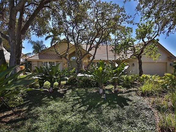 2nd image of 704 Pine Creek Ln