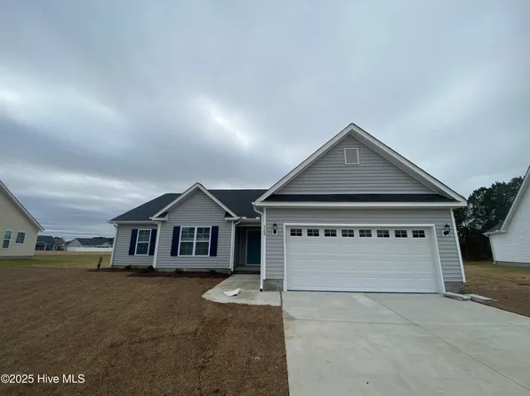 728 Peridot Court, Winterville, NC 28590