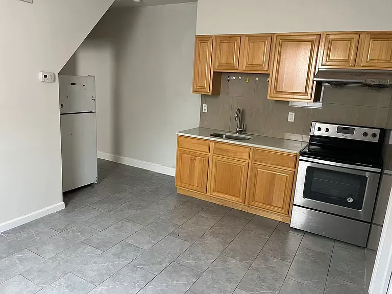 729 W Ritner St #1 — Photo 4