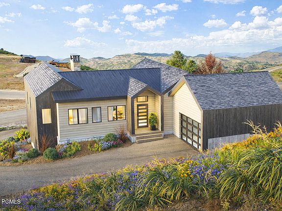 2nd image of 3956 E Harris Way
