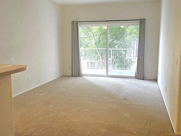 31359 Taylor Ln — Photo 1