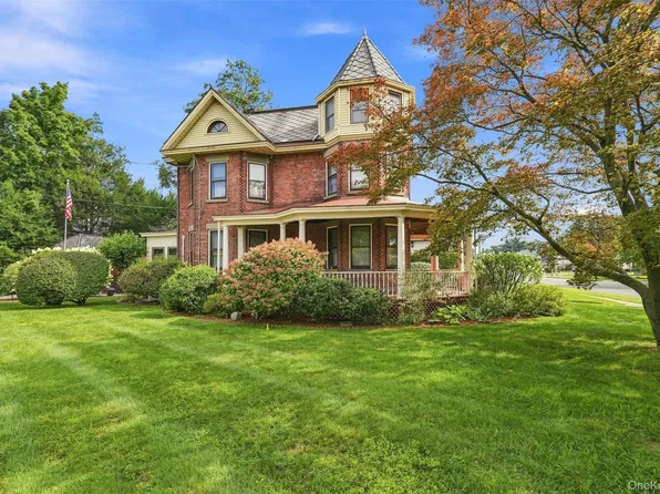 349 Albany Avenue, Kingston, NY 12401
