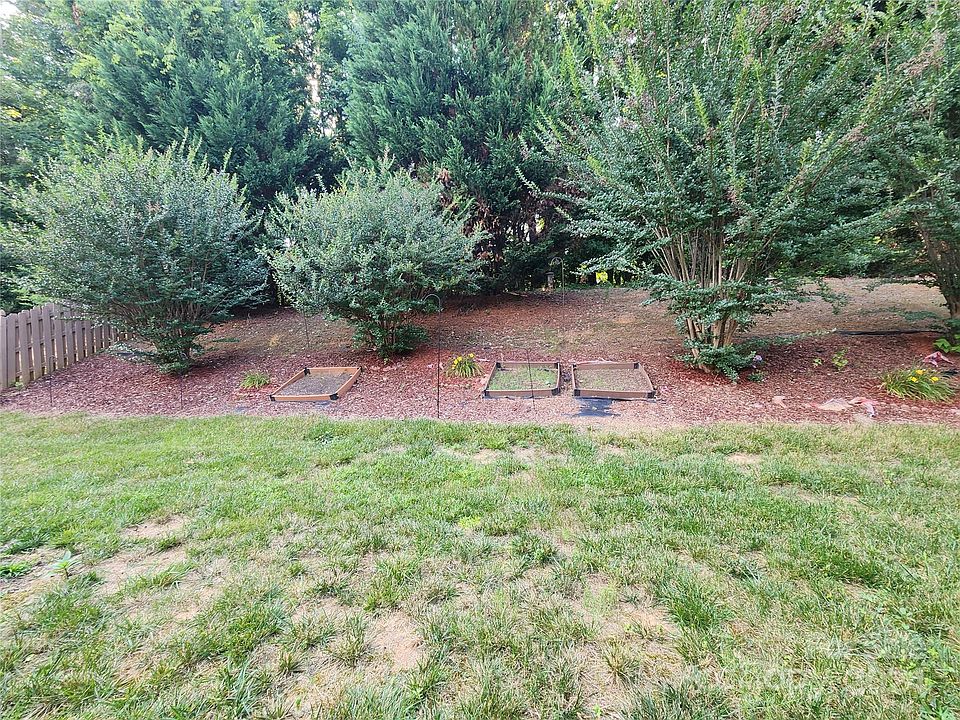 2nd image of 8830 Driftwood Commons Ct