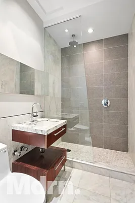 Rented by Mdrn Residential | media 31