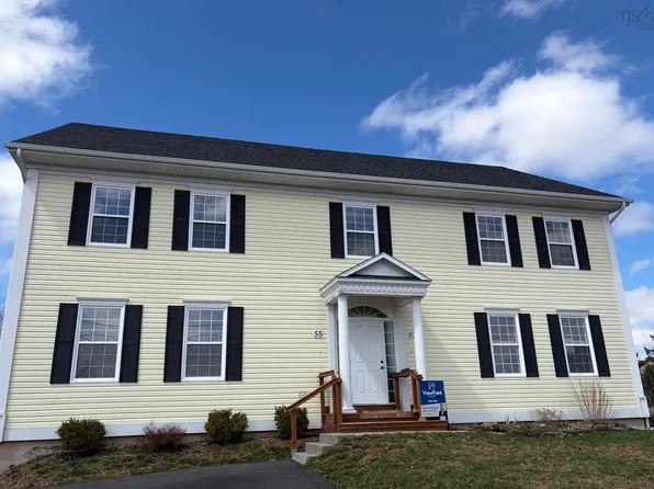 57 Vincents Way #5, Antigonish, NS B2G 2X3