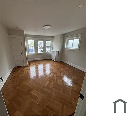 305 E Vernon Rd — Photo 15