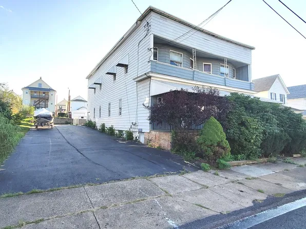 1429 Dartmouth St, Scranton, PA 18504