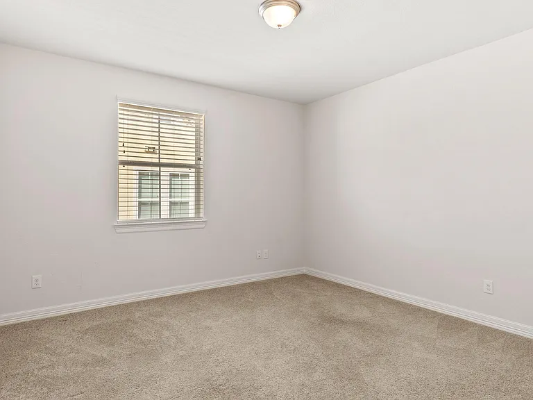 14 W Oaks Dr — Photo 14
