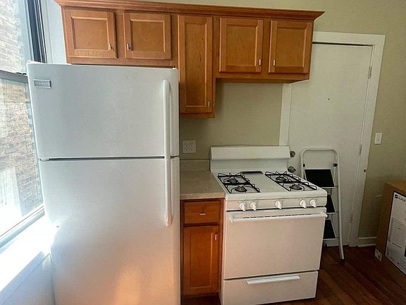 4th image of 3112 N Western Ave APT 2F