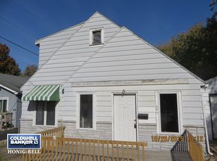 406 E Washington St, Round Lake Park, IL