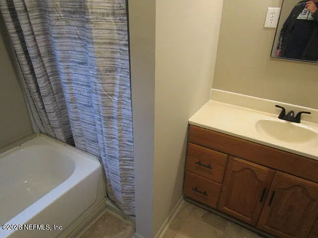 9525 Campus Ave — Photo 5
