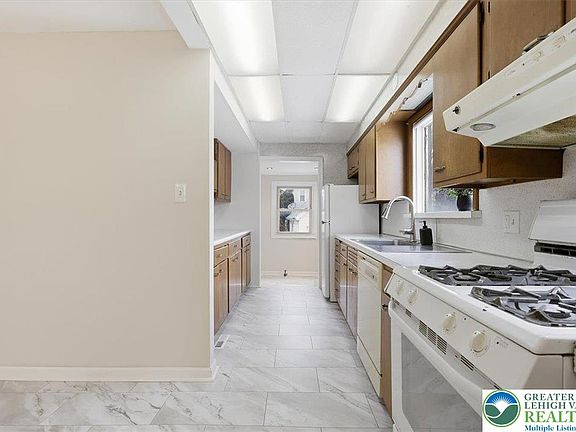 5th image of 1437 Courtright Ave