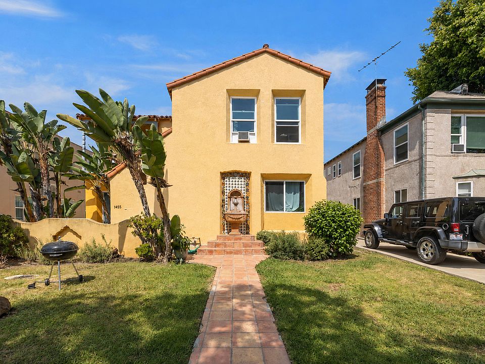 1st image of 1455 S Bedford St #1455