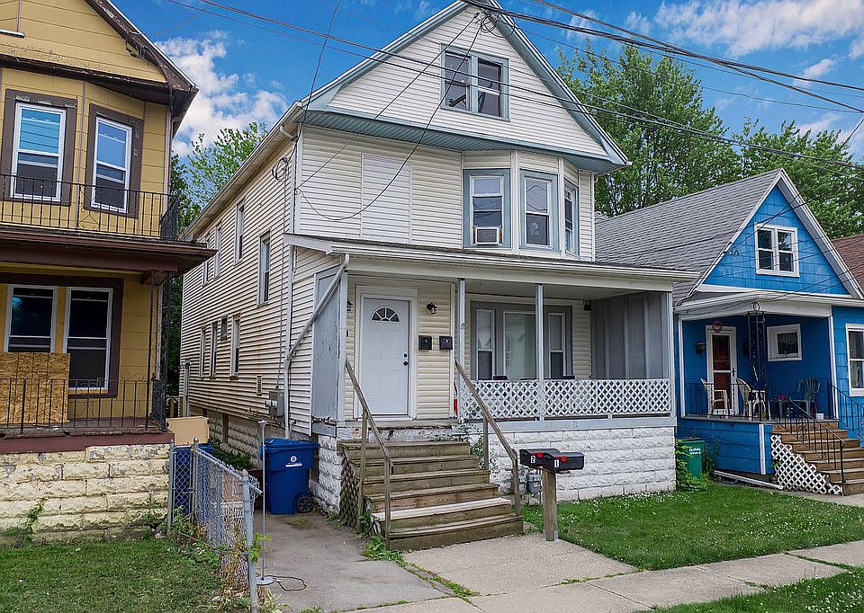 1st image of 21 Good Ave