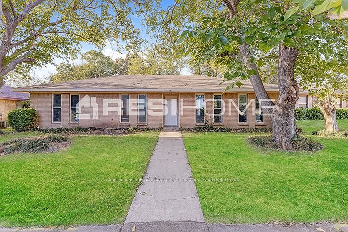 1st image of 7128 Elderberry Ln
