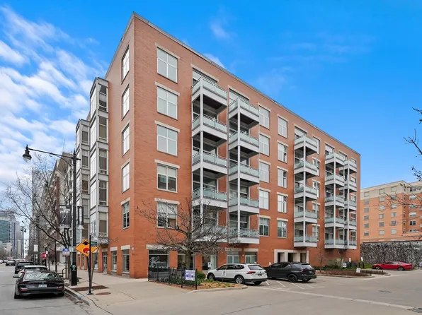 939 W Madison St APT 604, Chicago, IL 60607