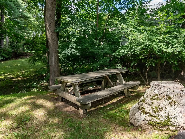 71 Curve St #71 — Photo 9