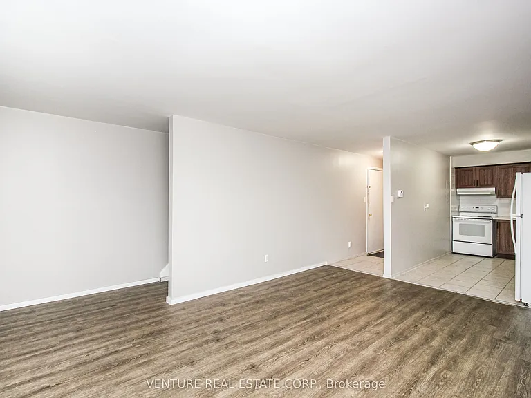 4227 Dundas St W #1 — Photo 2