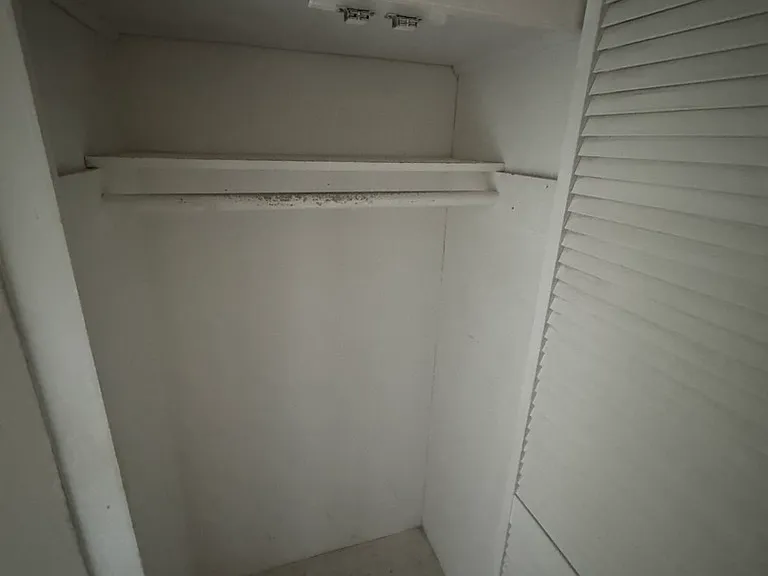5401 W Olympic Blvd #1 — Photo 13