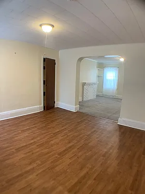 Rented by Capri Jet Realty Corp | media 10