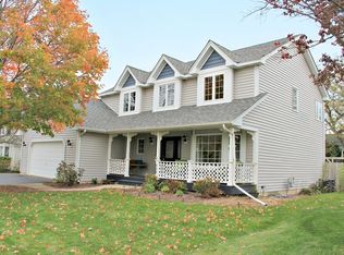 408 W Maple Ave, Elburn, IL 60119