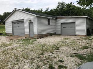 1130 Vineland School Rd, De Soto, MO 63020